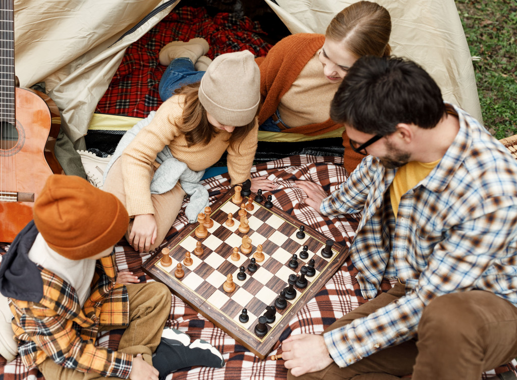 Jeux en famille ou entre amis : partage et bonne humeur garantis